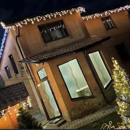 Best House Lutsʼk Εξωτερικό φωτογραφία